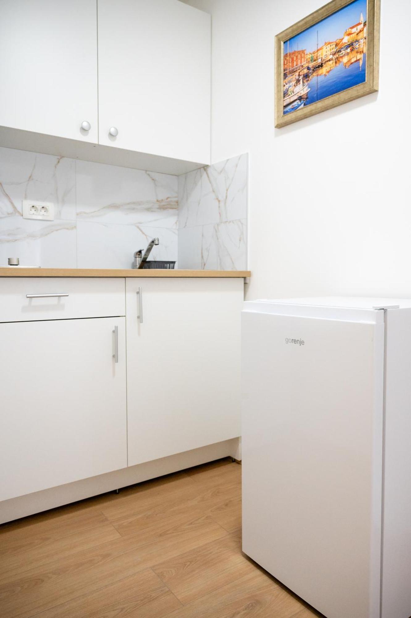 Lev Apartments إيزولا الغرفة الصورة