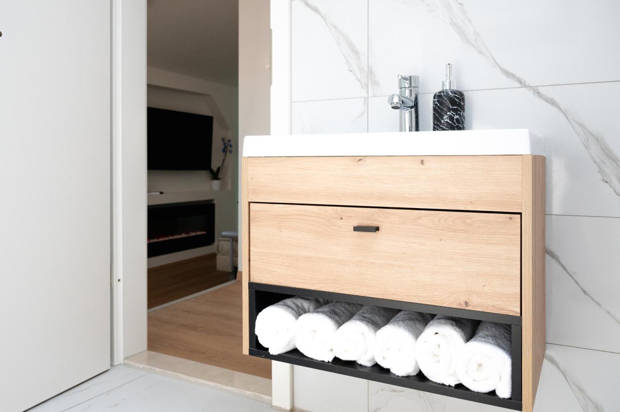 Lev Apartments إيزولا الغرفة الصورة