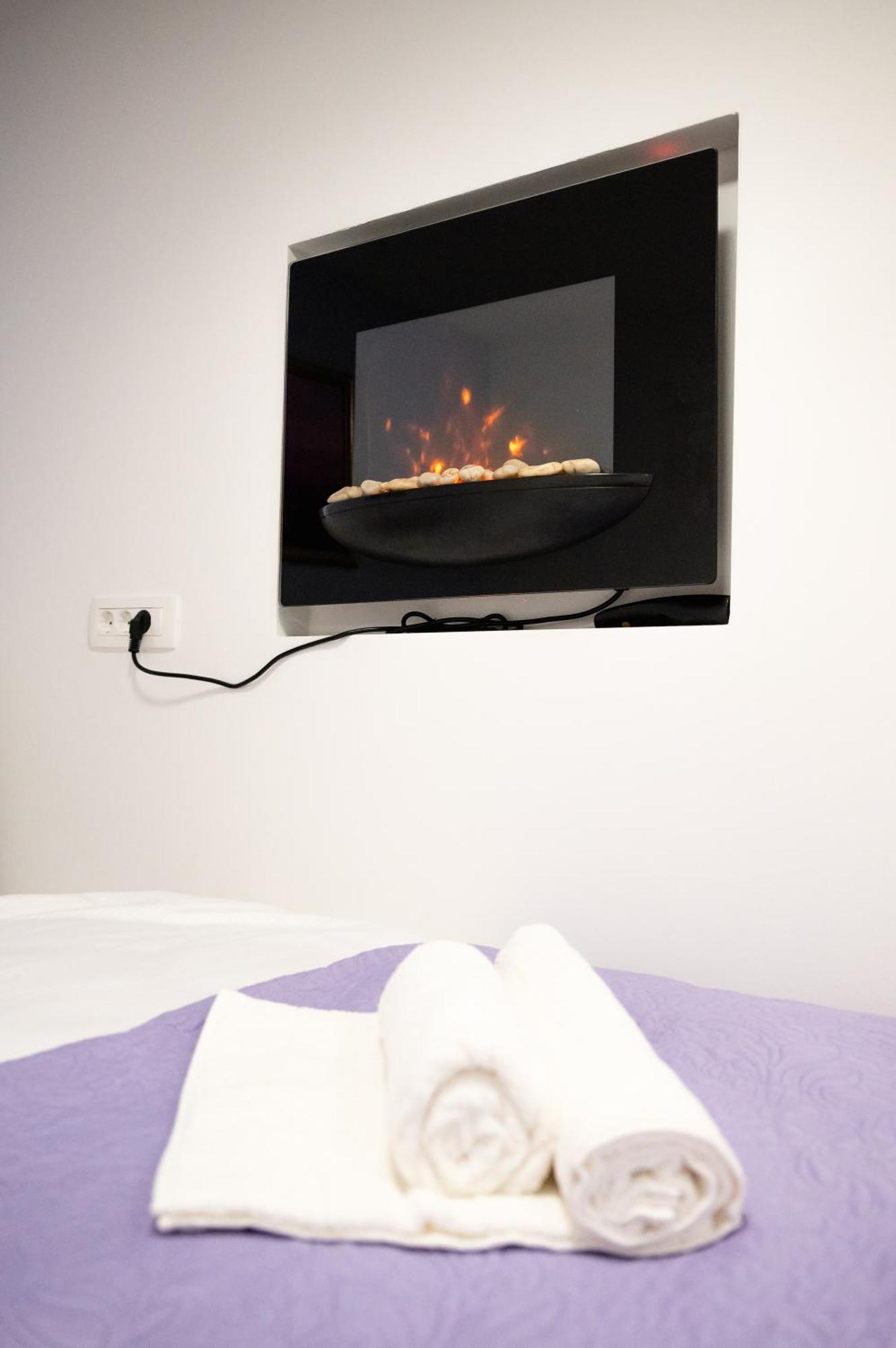 Lev Apartments إيزولا الغرفة الصورة