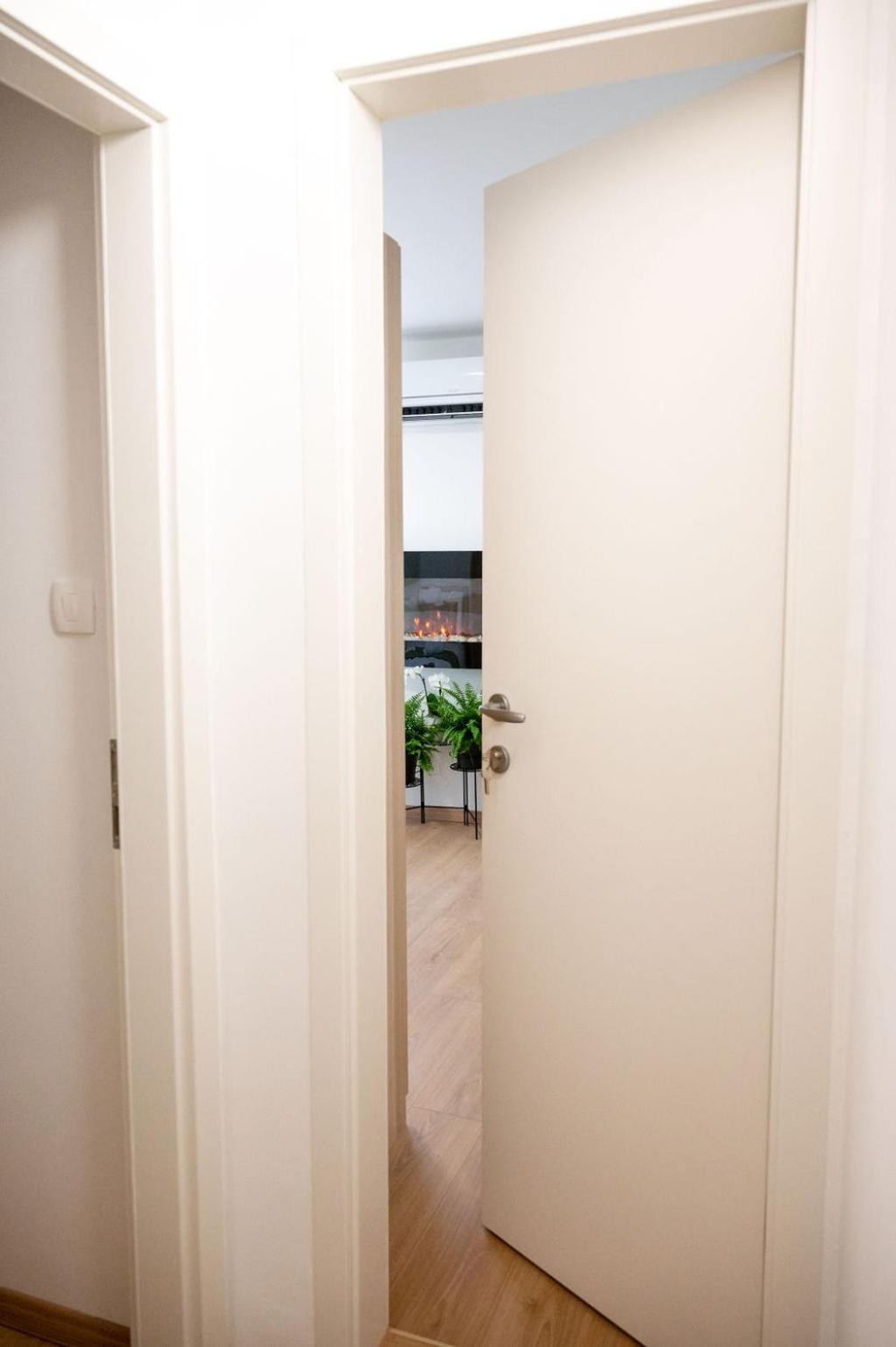 Lev Apartments إيزولا الغرفة الصورة